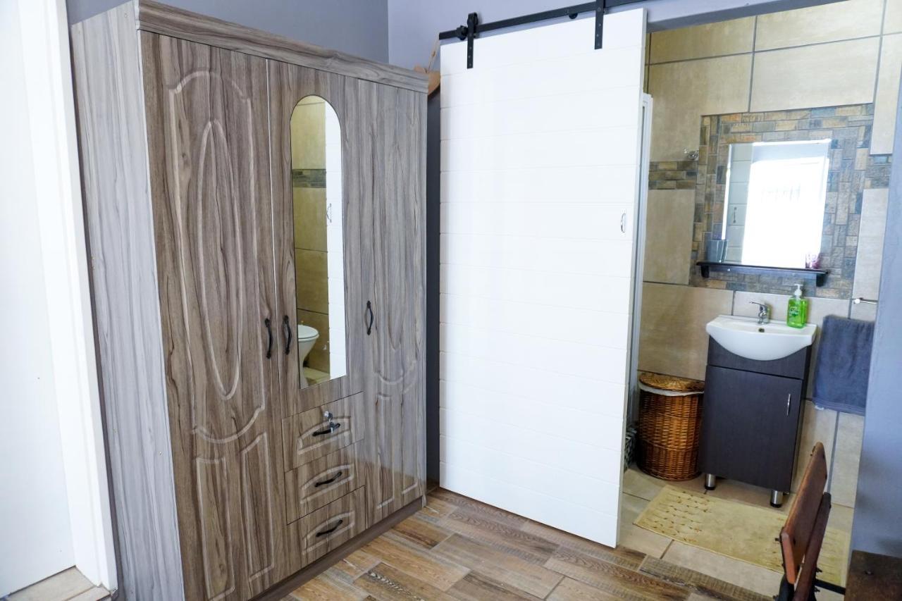 Avondblij Apartment Oudtshoorn Luaran gambar